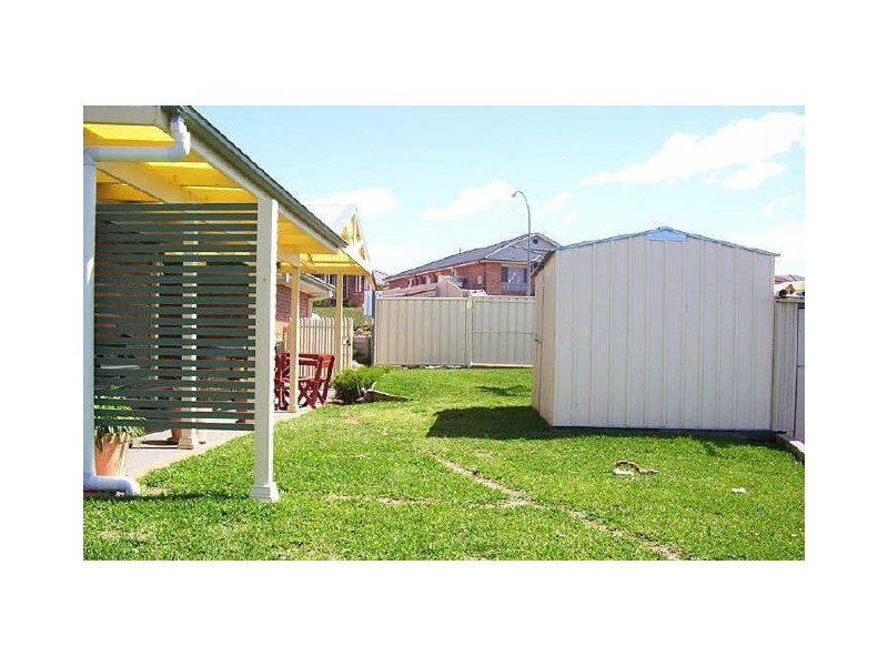 10 Dimitri Street, Goulburn NSW 2580