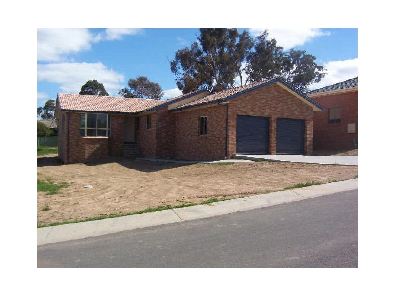 15 Ivy Lea Place, Goulburn NSW 2580