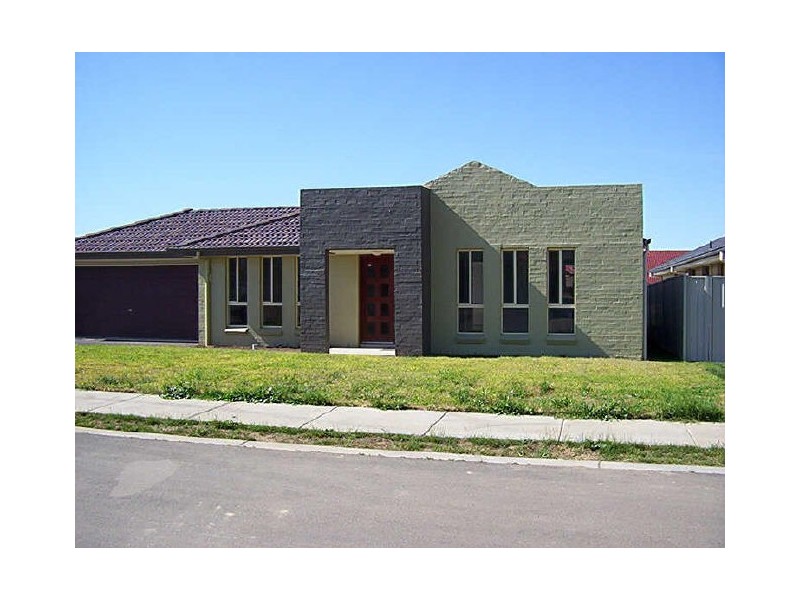 17 Wright Place, Goulburn NSW 2580