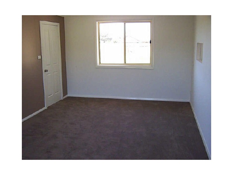 17 Wright Place, Goulburn NSW 2580