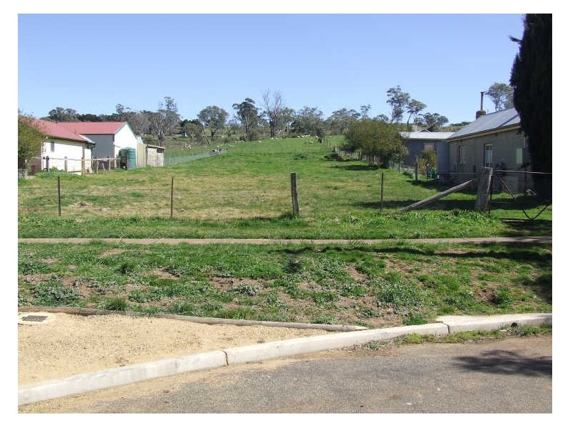 92 Orchard Street, Taralga NSW 2580