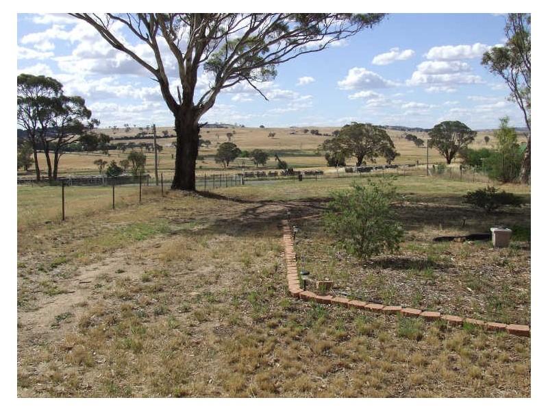 64 Grovenor Street, Gunning NSW 2581