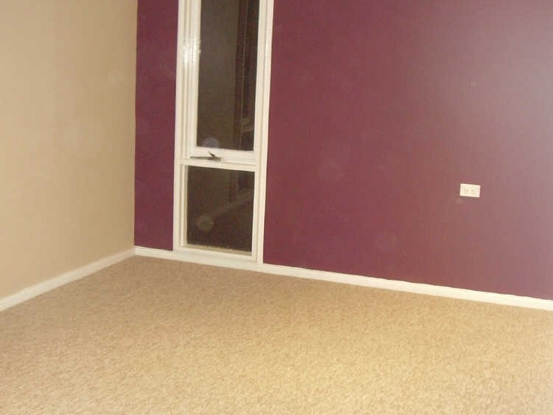 15 Caoura Crescent, Goulburn NSW 2580