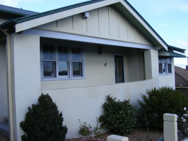111 Cowper Street, Goulburn NSW 2580