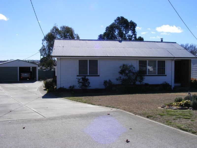 7 Tara Place, Goulburn NSW 2580