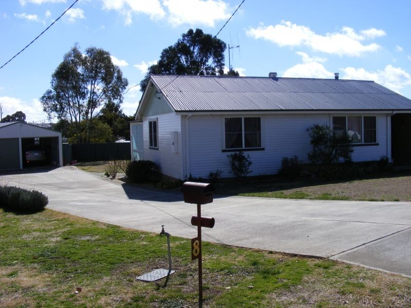 7 Tara Place, Goulburn NSW 2580