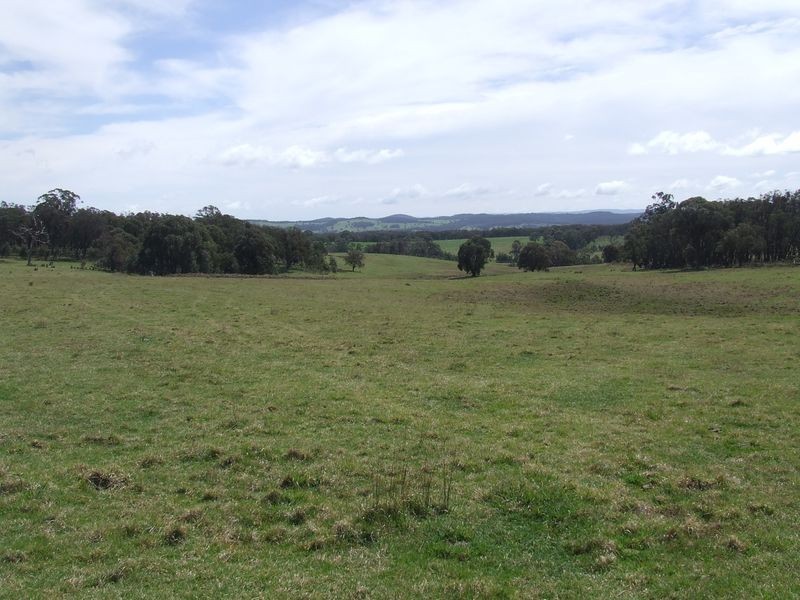 Glenalbion Craigs Road, Taralga NSW 2580