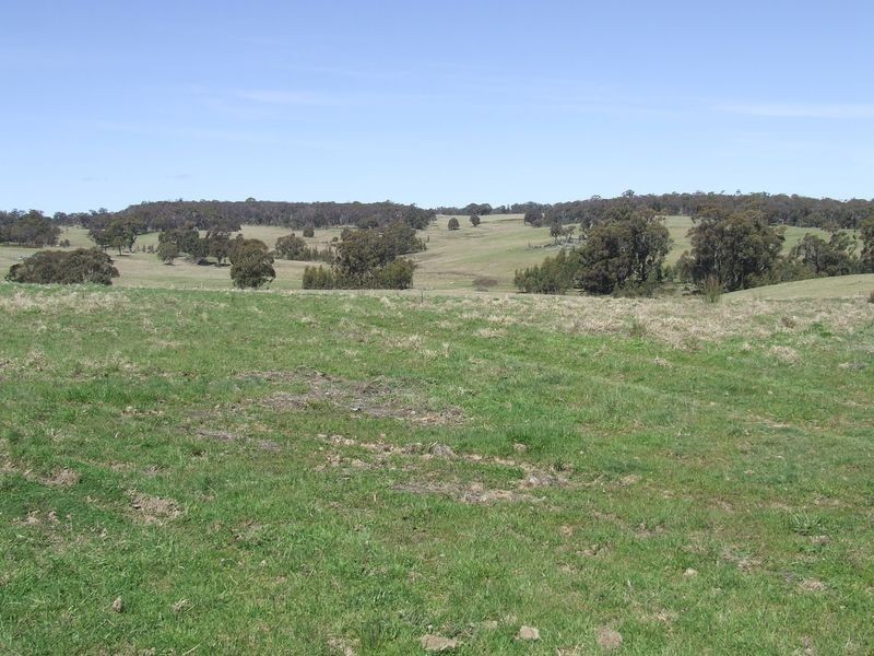 Glenalbion Craigs Road, Taralga NSW 2580