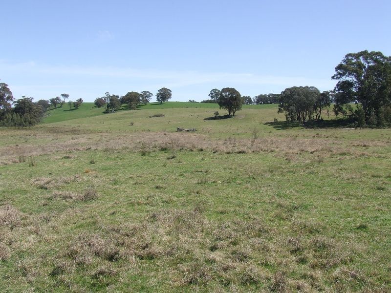 Glenalbion Craigs Road, Taralga NSW 2580