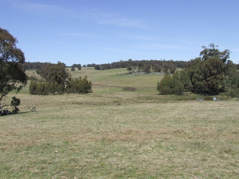 Glenalbion Craigs Road, Taralga NSW 2580