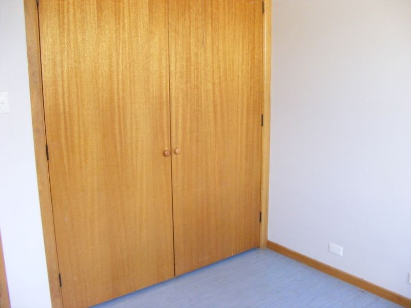 Villas 1-5 Wollondilly Avenue, Goulburn NSW 2580