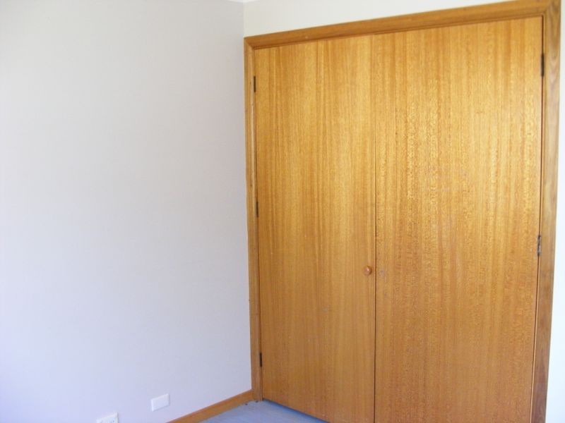 Villas 1-5 Wollondilly Avenue, Goulburn NSW 2580