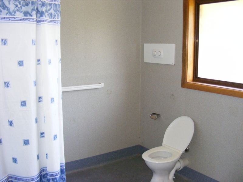 Villas 1-5 Wollondilly Avenue, Goulburn NSW 2580