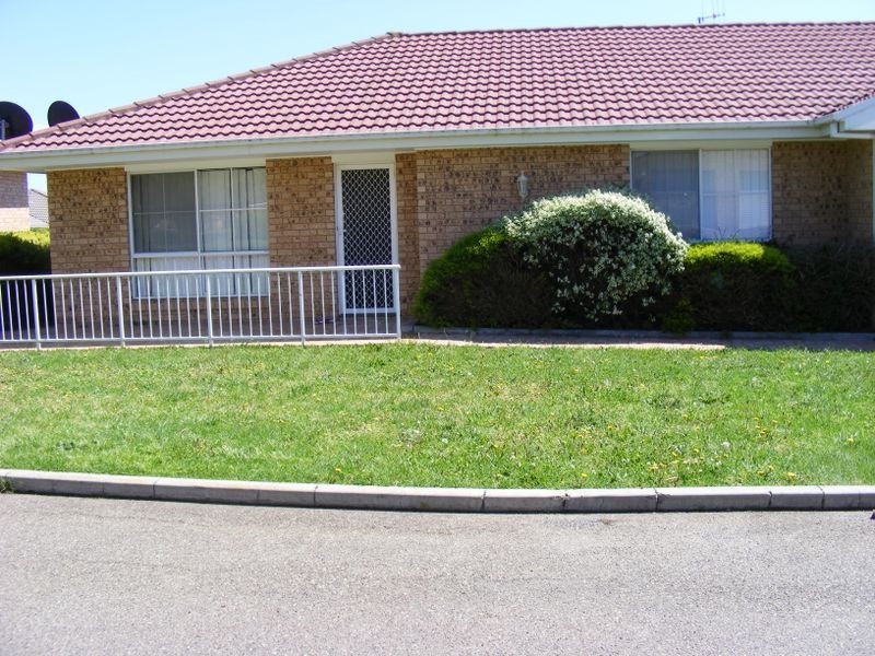 7/114 Gibson Street, Goulburn NSW 2580