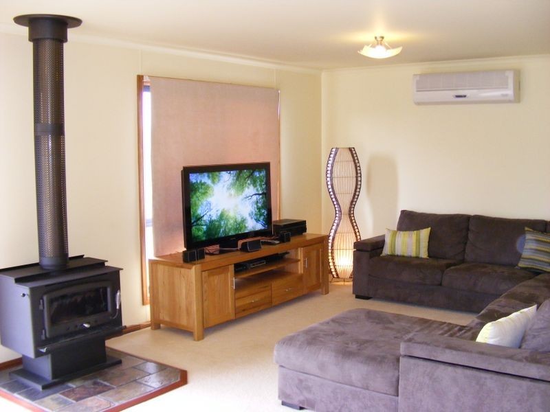 3 Grogan Place, Gunning NSW 2581