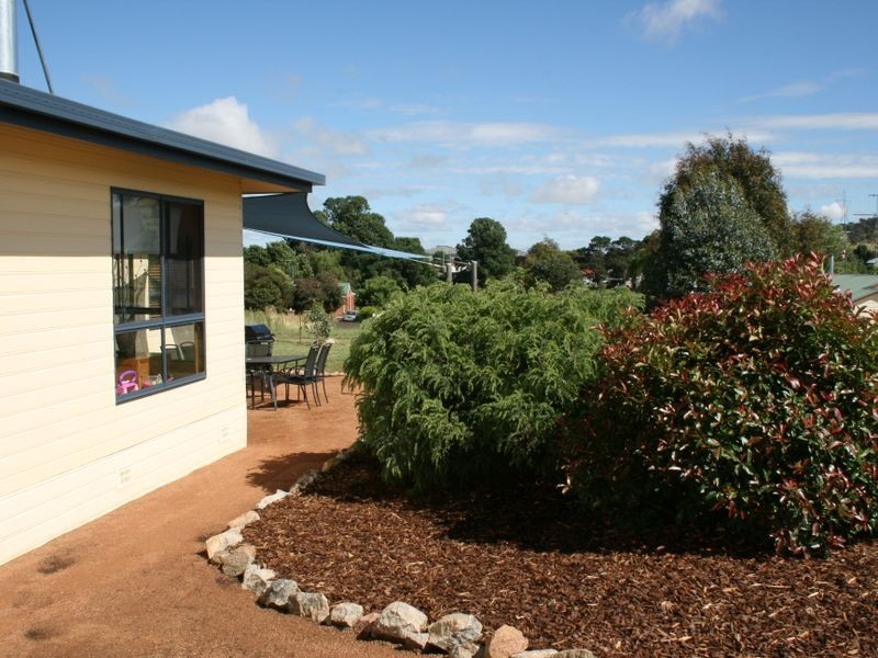 3 Grogan Place, Gunning NSW 2581