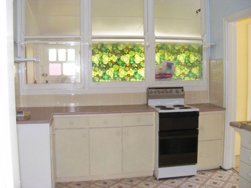 6 Glebe Avenue, Goulburn NSW 2580