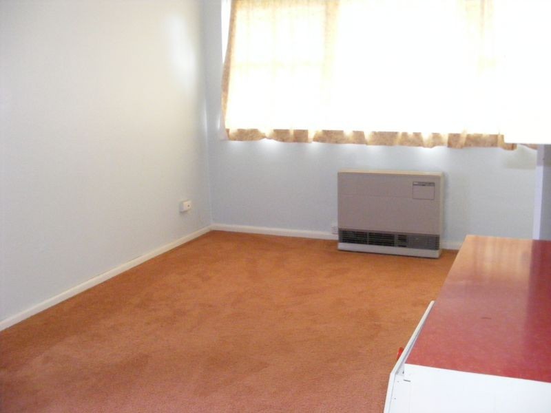 6 Glebe Avenue, Goulburn NSW 2580