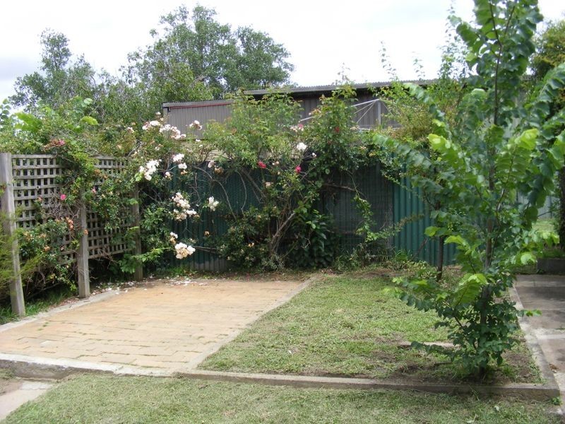 6 Glebe Avenue, Goulburn NSW 2580