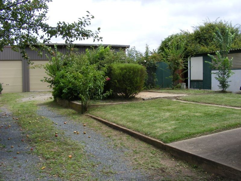 6 Glebe Avenue, Goulburn NSW 2580