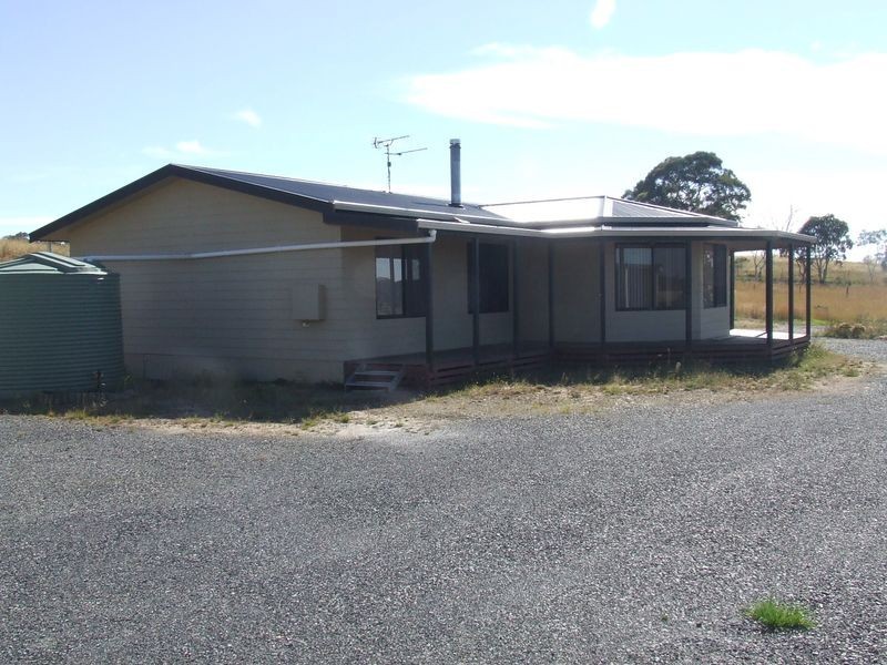 325 Mullins Creek Road, Breadalbane NSW 2581