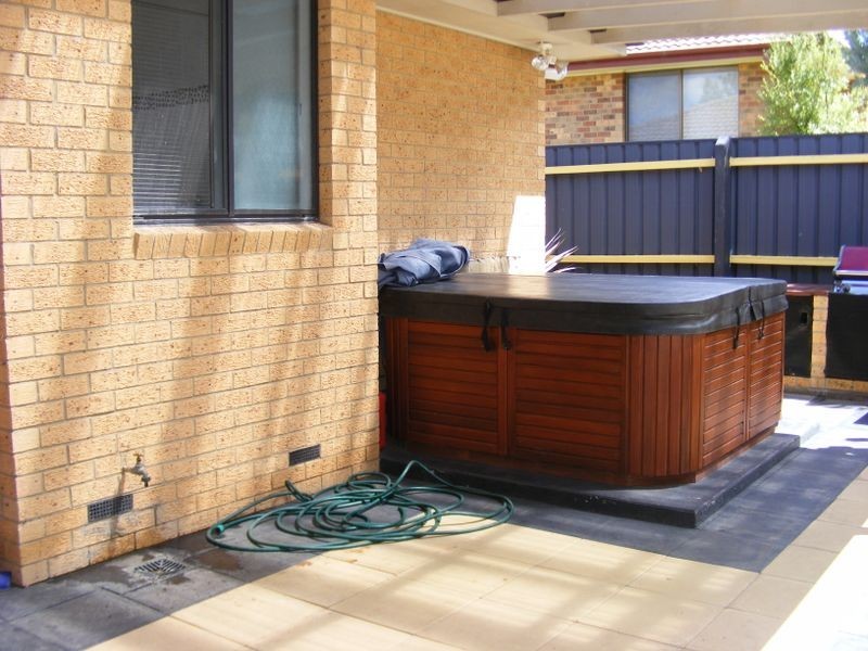 17 Grant Parade, Goulburn NSW 2580