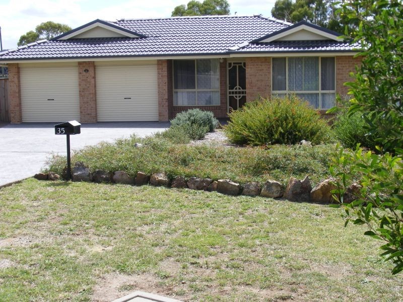 35 Eliza Power Drive, Marulan NSW 2579