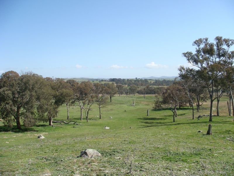 Pinch Hill Hume Highway, Gunning NSW 2581