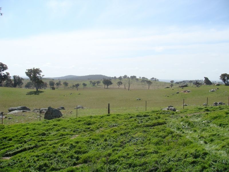 Pinch Hill Hume Highway, Gunning NSW 2581