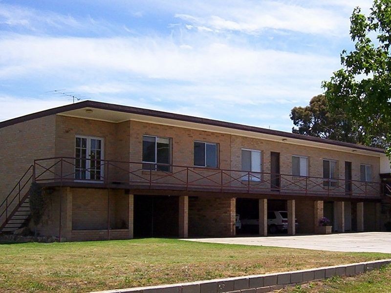 15 Avoca Street, Goulburn NSW 2580