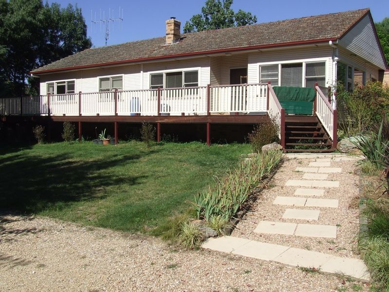 589 Covan Creek Road, Lake Bathurst NSW 2580