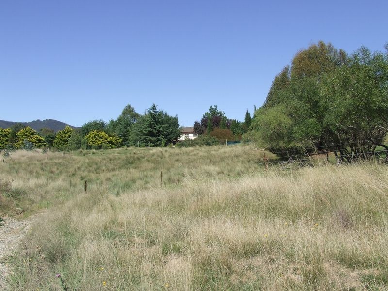 589 Covan Creek Road, Lake Bathurst NSW 2580