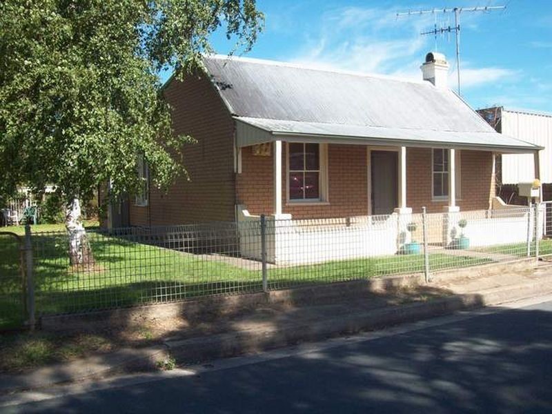 9 Taylor Street, Goulburn NSW 2580