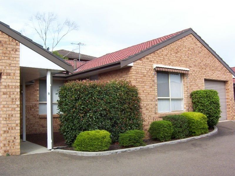 5/13 Queen Street, Goulburn NSW 2580
