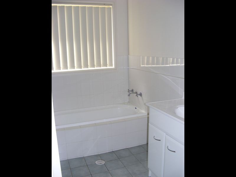 2/19 Faithfull Street, Goulburn NSW 2580