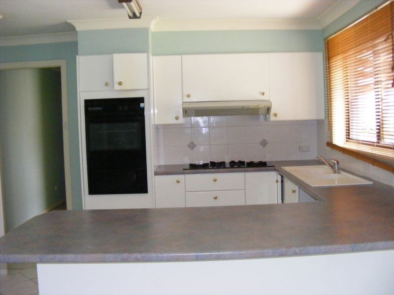 6 McDermott Drive, Goulburn NSW 2580