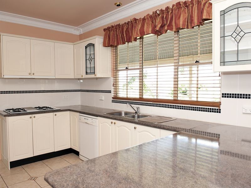 70 Tall Timber Drive, Goulburn NSW 2580