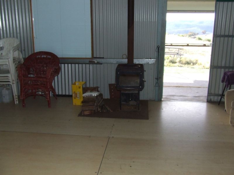 592 Hanworth Road, Bannaby NSW 2580