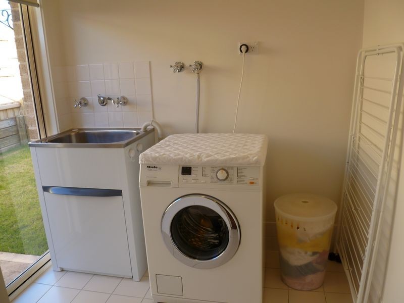 12 Stombuco Place, Goulburn NSW 2580