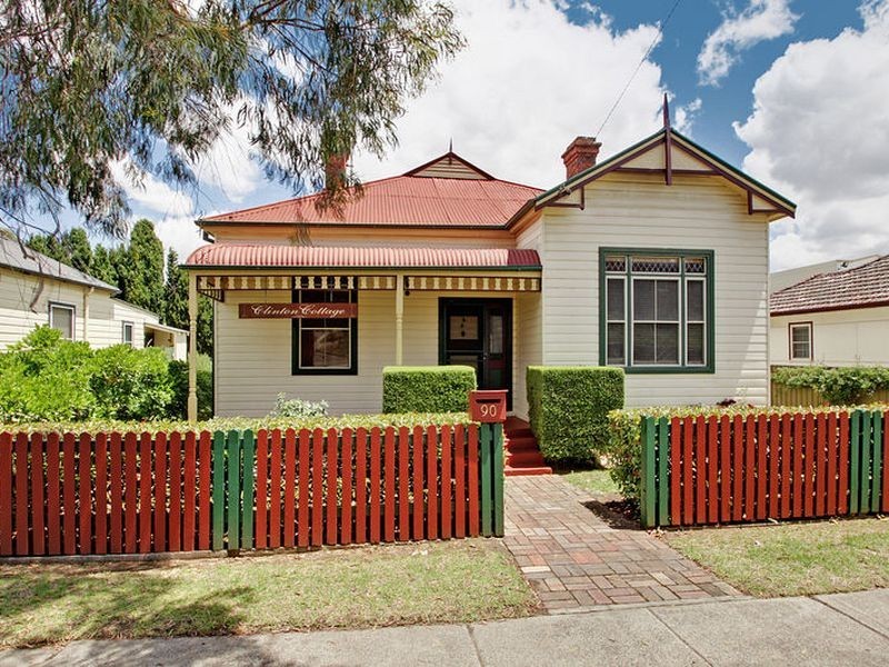 90 Clinton Street, Goulburn NSW 2580
