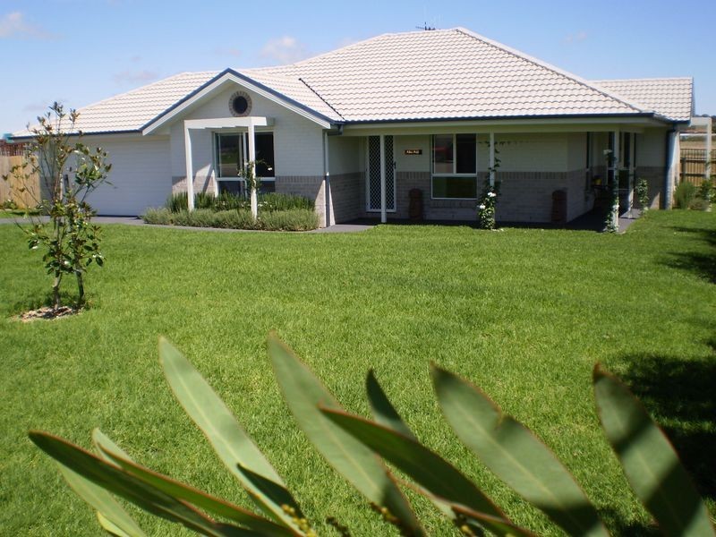 9 Clure Place, Goulburn NSW 2580