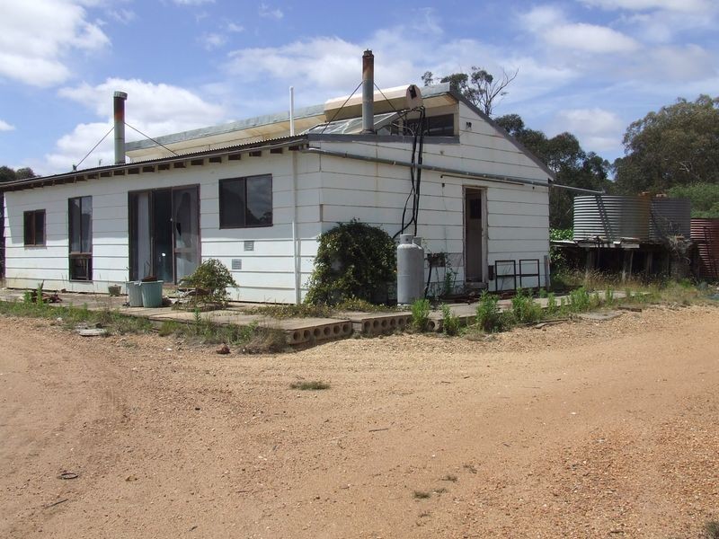 1080 Kooringaroo Road, Bannaby NSW 2580