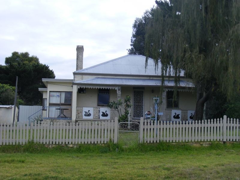 7 Lower Sterne Street, Goulburn NSW 2580