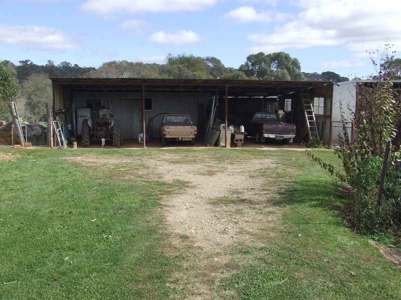 2 Ironmine Road, Crookwell NSW 2583
