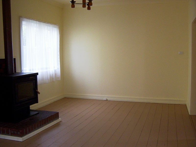 274 Combermere Street, Goulburn NSW 2580