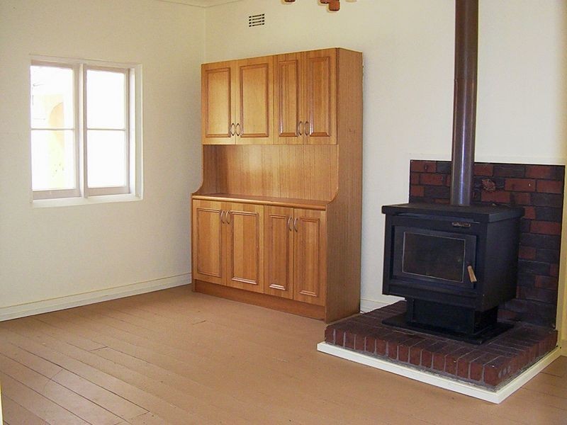 274 Combermere Street, Goulburn NSW 2580