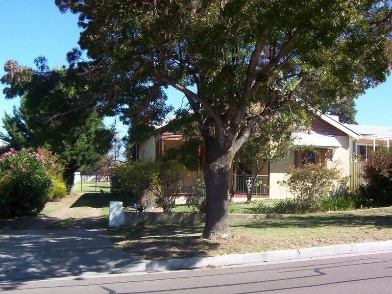 274 Combermere Street, Goulburn NSW 2580