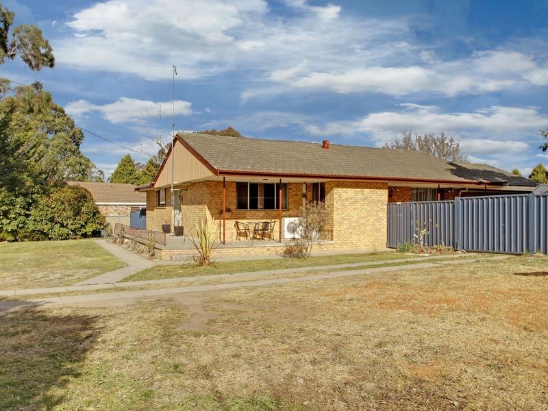 22 Dewhirst Street, Goulburn NSW 2580