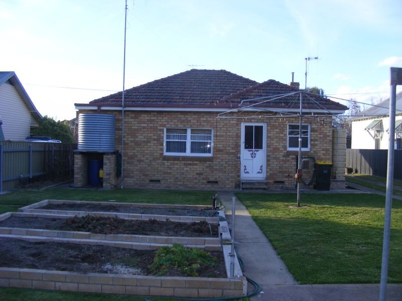 42 Opal Street, Goulburn NSW 2580