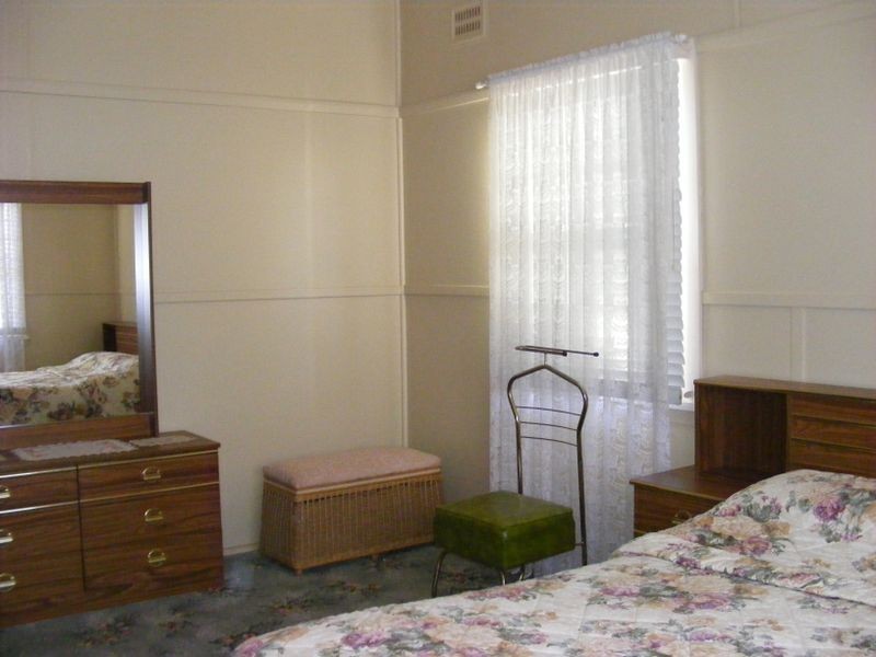 42 Opal Street, Goulburn NSW 2580